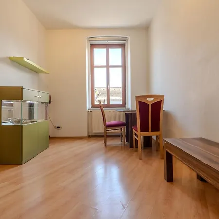 Whats-App Self Check-In - Leoben Apartments Apartment