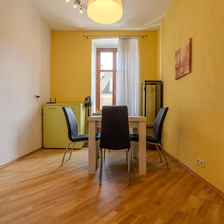 Whats-App Self Check-In - Leoben Apartments *