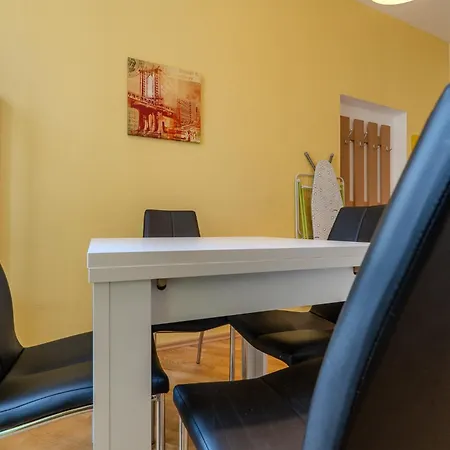 Whats-App Self Check-In - Leoben Apartments Apartment Leoben (Styria)