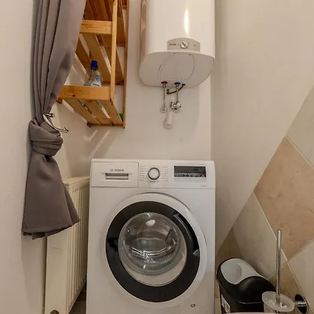 Whats-App Self Check-In - Leoben Apartments *