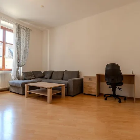 Whats-App Self Check-In - Leoben Apartments Daire Leoben (Styria)