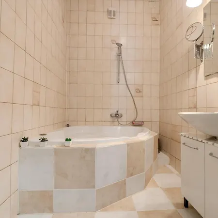 Whats-App Self Check-In - Leoben Apartments *
