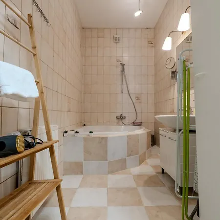 Whats-App Self Check-In - Leoben Apartments * Leoben (Styria)